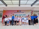 Đoàn Phường Phú Lương trao tặng tủ sách Kim Đồng